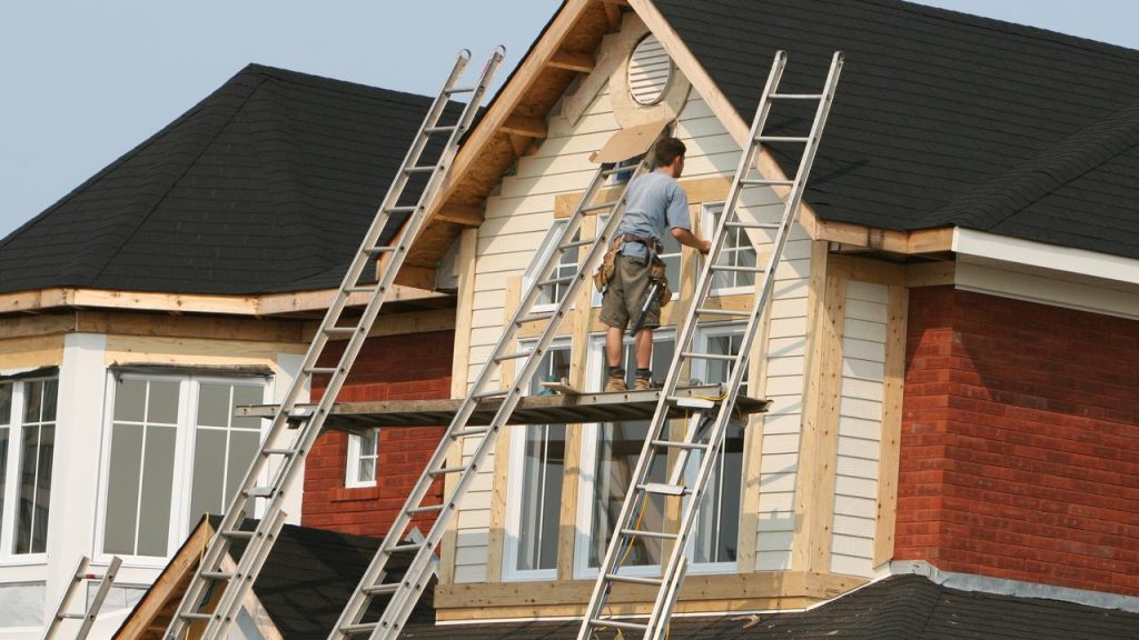 آماده‌سازی سطح نمای ساختمان